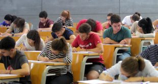 Más de mil estudiantes murcianos recibirán educación financiera