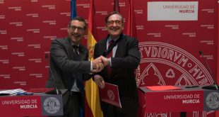 Banco Santander y Universidad de Murcia firman convenio de colaboración en emprendimiento