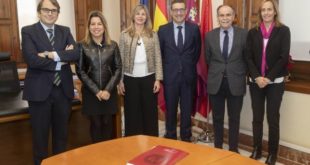 Universidad de Murcia y Bankia firman un acuerdo para realizar el informe GEM
