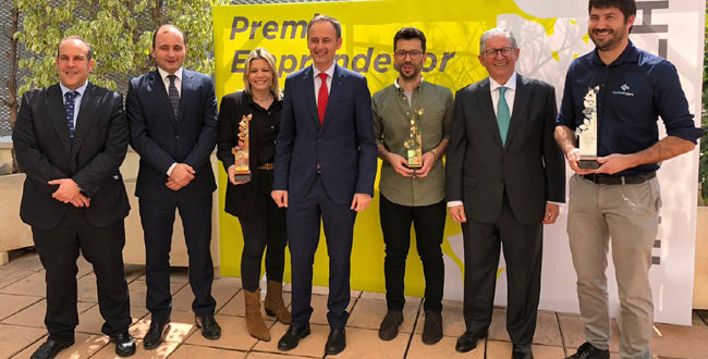 Empresa Entomo Agroindustrial gana el premio “Emprendedor del Año INFO-CLH”