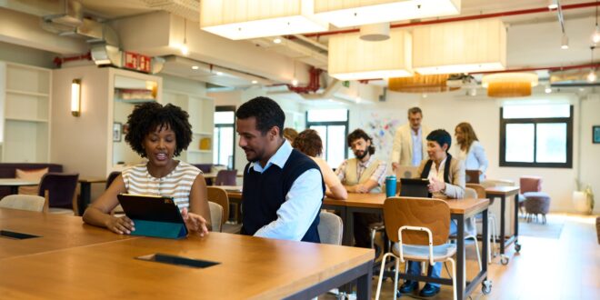 Aprender español a través de experiencias reales: por qué es más eficaz